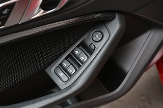 Halvkombi BMW 118I 10 av 25