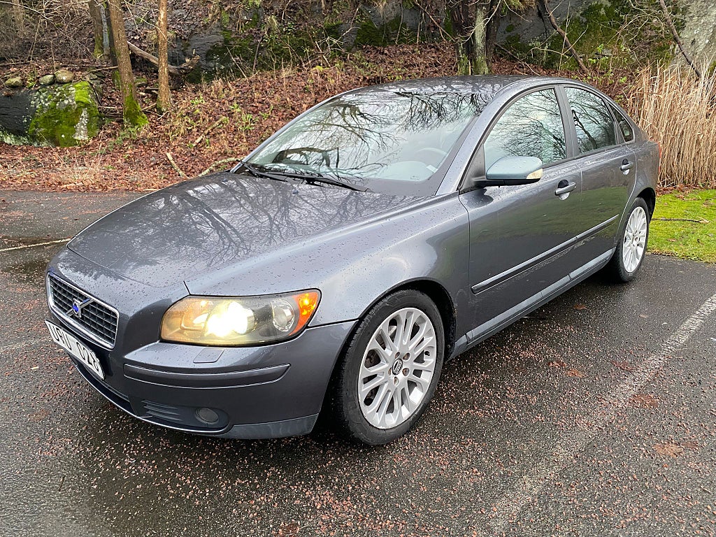 Volvo S40 2.4 140hk Automat Nyservad/Nybes