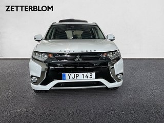SUV Mitsubishi Outlander 5 av 14
