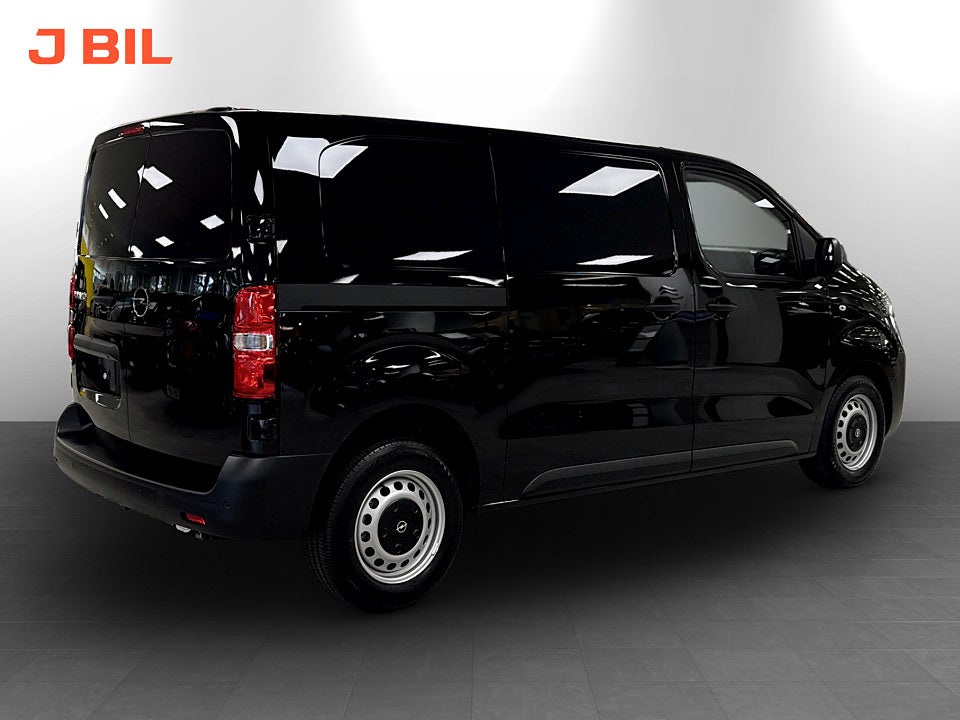 Bild på Opel Vivaro 150hk Aut L2 - EDITION! VÄRMARE & DRAGKROK INGÅR!