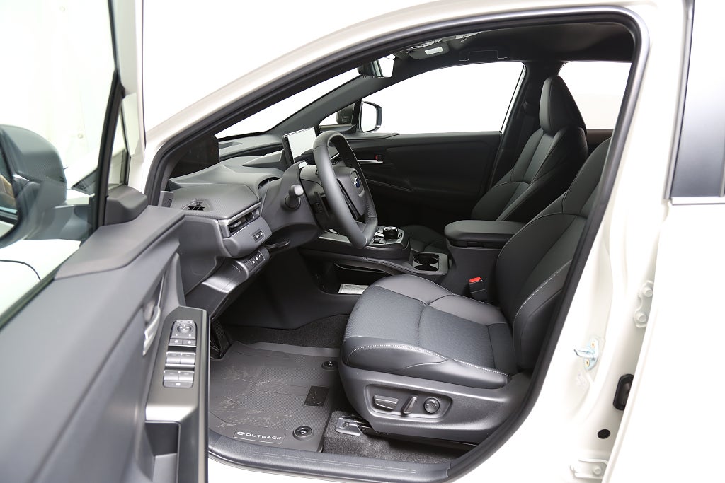 Subaru E-Outback 74.7 kWh AWD LIMITED 526km & 380HK 2026