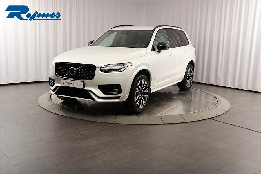 Volvo XC90 Recharge T8 Plus Dark