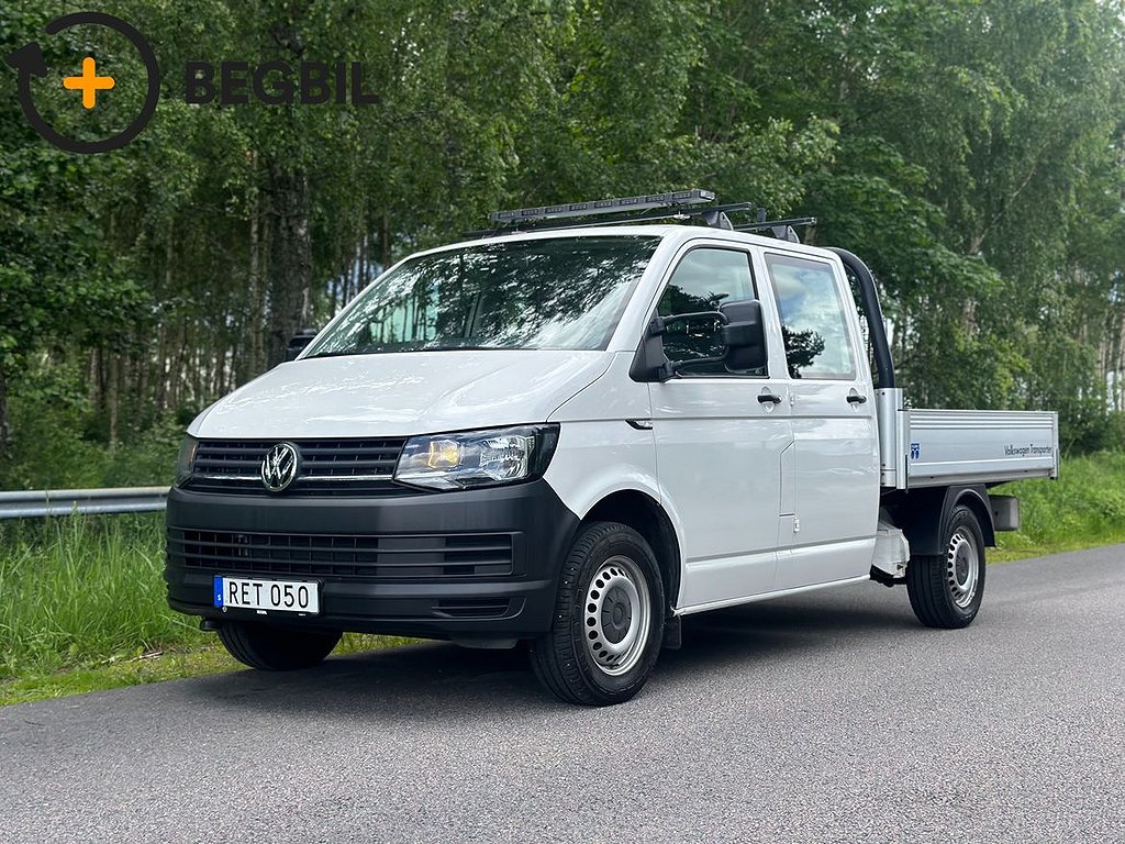 Volkswagen Transporter Chassi Dubbelhytt 2.0 TDI Flak I Värmare I Drag I Moms I 4510 mi