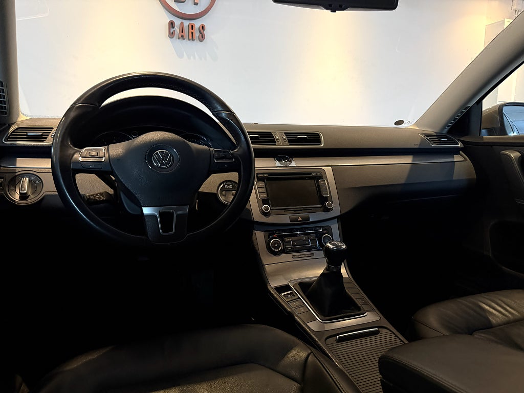 Volkswagen Passat Variant 1.4 TGI EcoFuel Masters VÄRMARE NYBES 2-ÄGARE