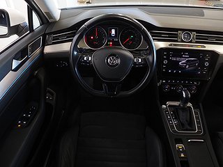 Kombi Volkswagen Passat 15 av 21