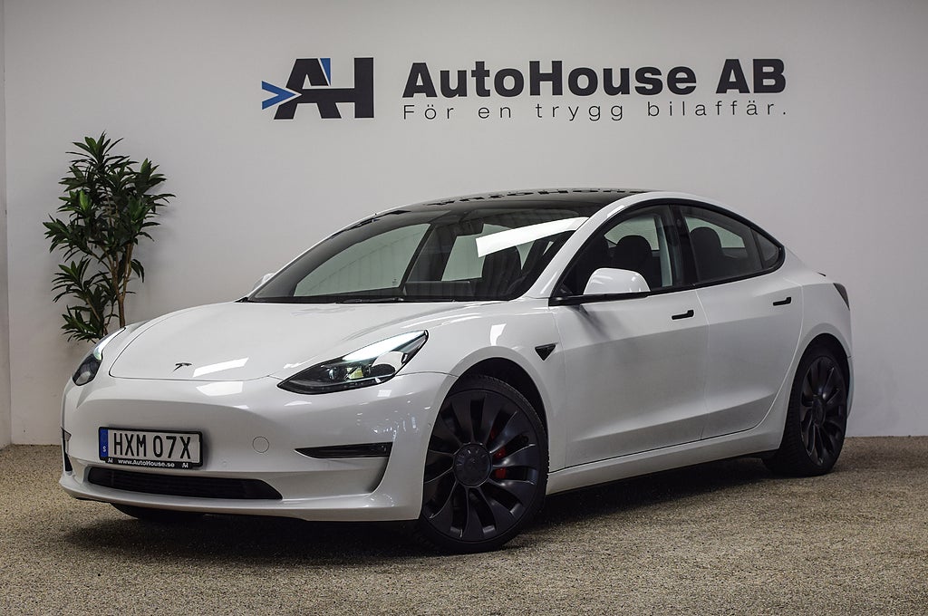 Tesla Model 3 Performance 513HK Ryzen Utökad Autopilot EAP 4,99% Ränt