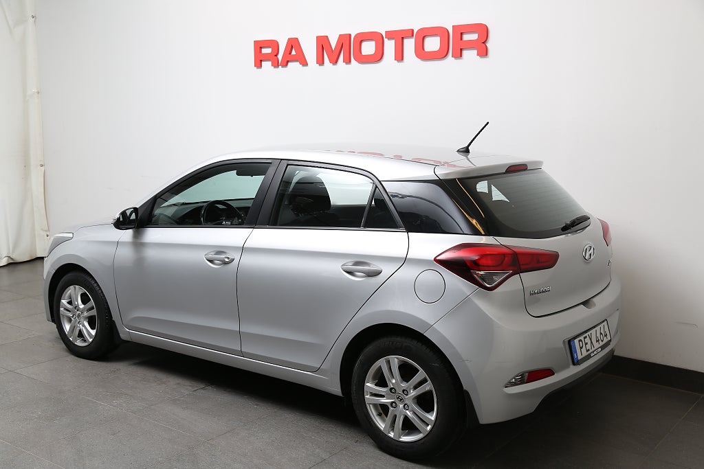 Hyundai i20 1,4 101hk Premium Aut 5D Bluetooh 2017