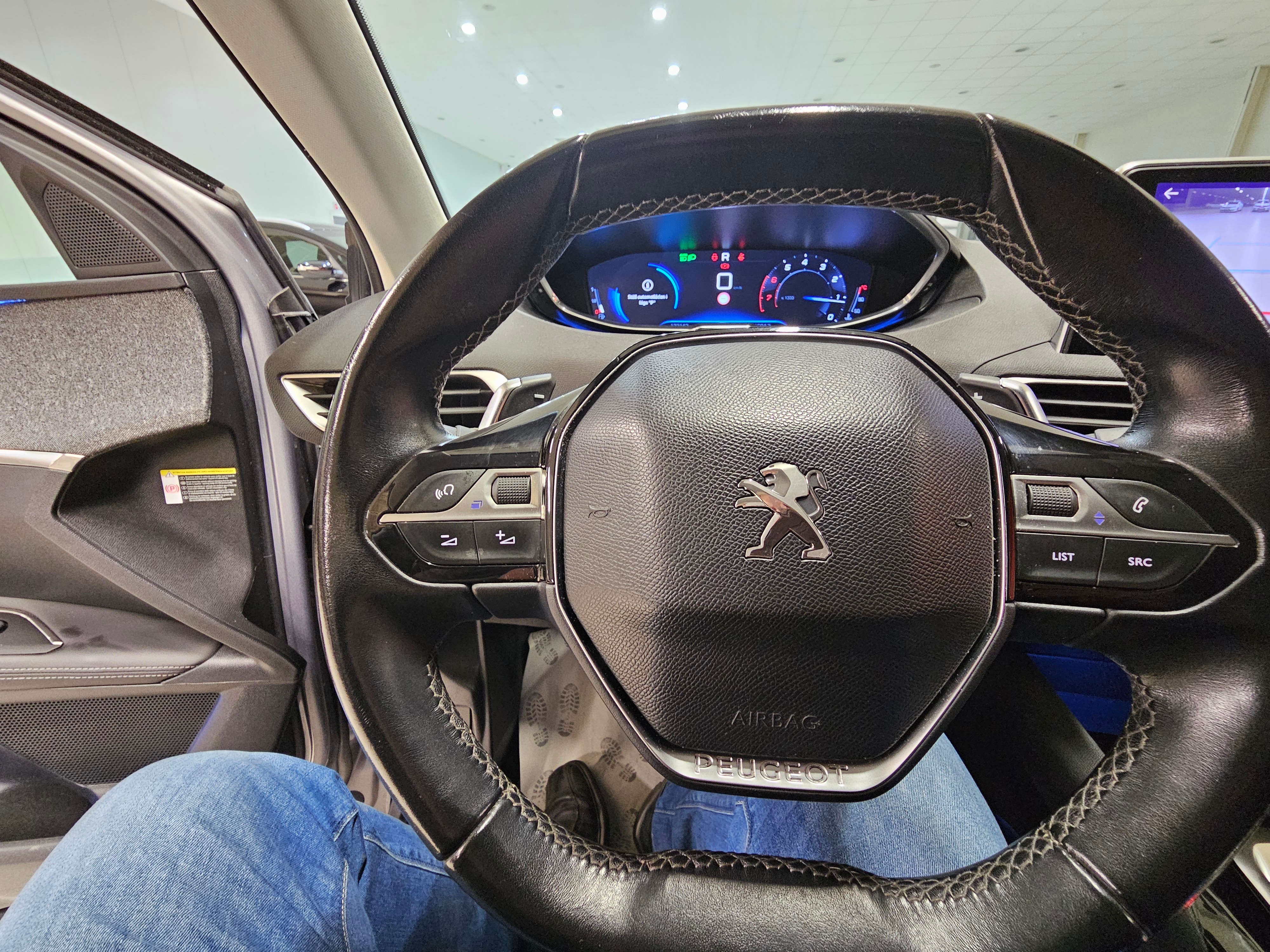Peugeot 3008 1.6 THP 165 EAT GT-Line 2018, bild 7/41