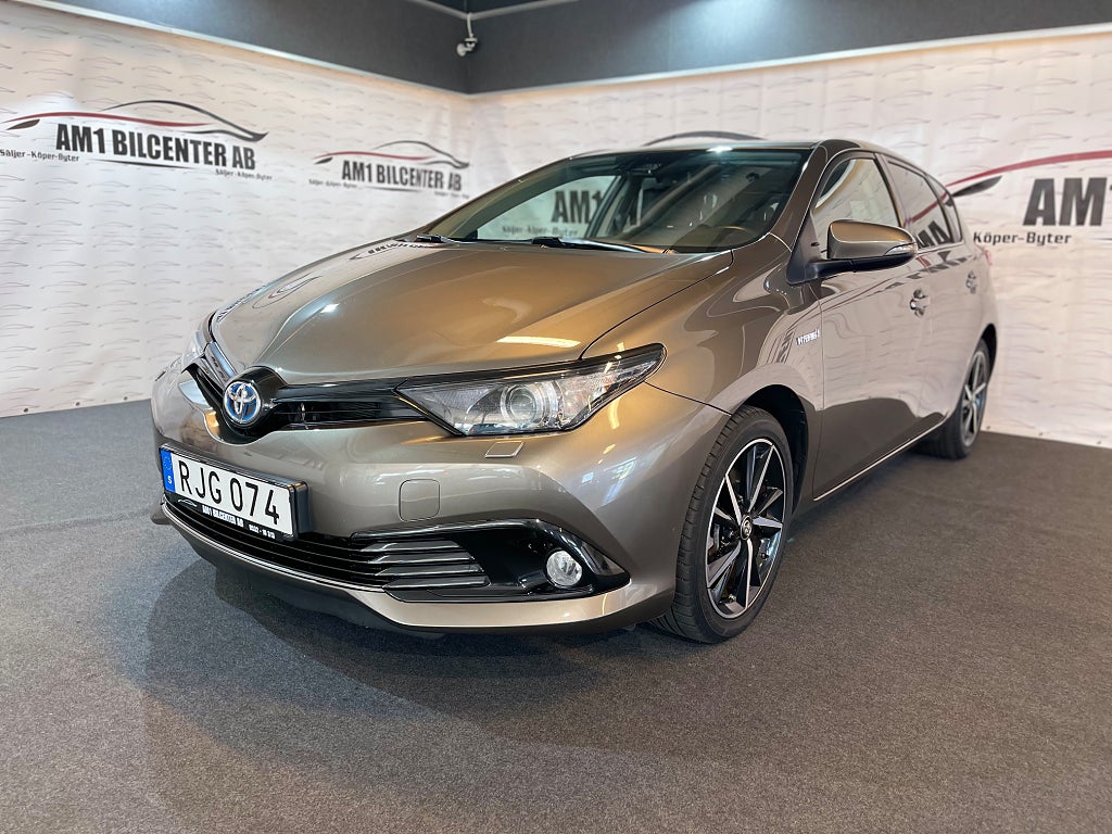 Toyota Auris Hybrid 1.8 99hk Comfort Euro 6 Lågmil