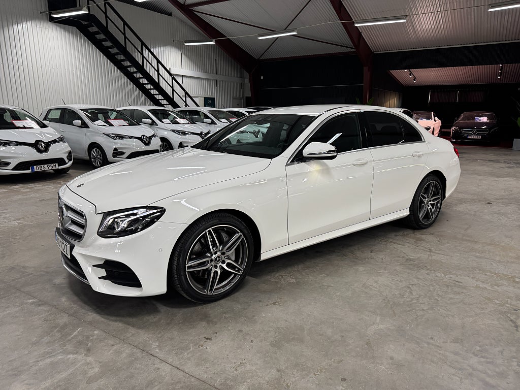 Mercedes-Benz E 200 d AMG/Krok/Multibeam/Distronic+/Värmare/Widescreen