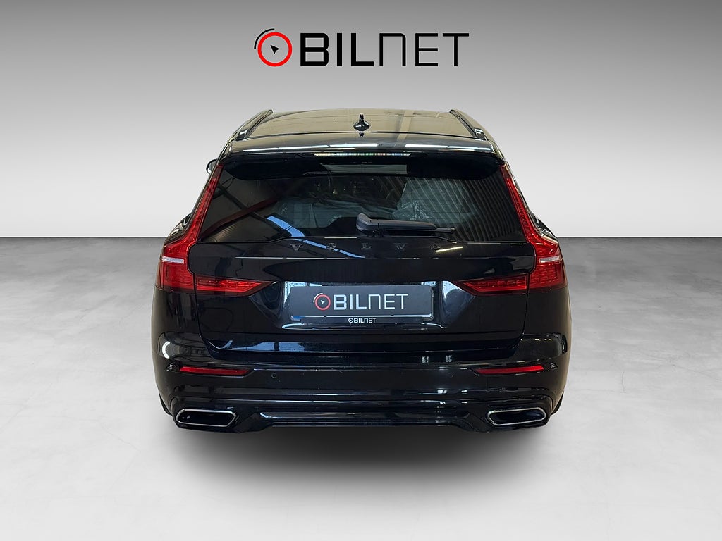 Volvo V60 Recharge T6 AWD R-Design *3,99%* Kamera Drag Värmare
