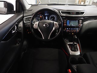 SUV Nissan Qashqai 15 av 22