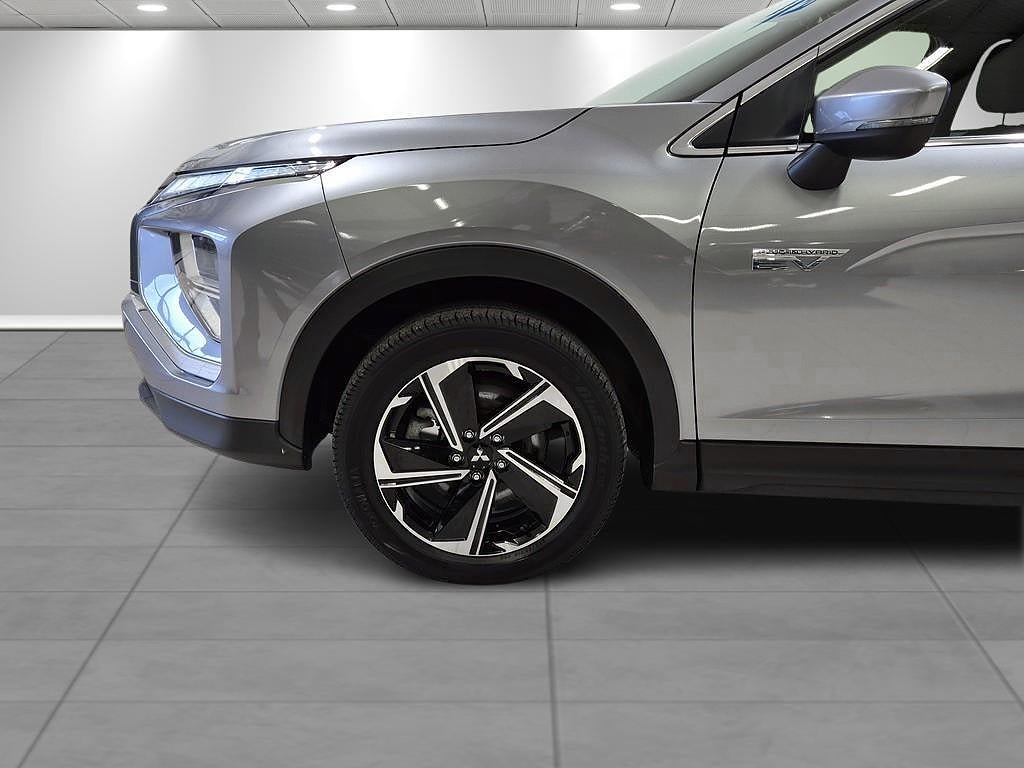 Mitsubishi Eclipse Cross Plug-In Hybrid 2.4 4WD 202hk Drag Vhjul MoK