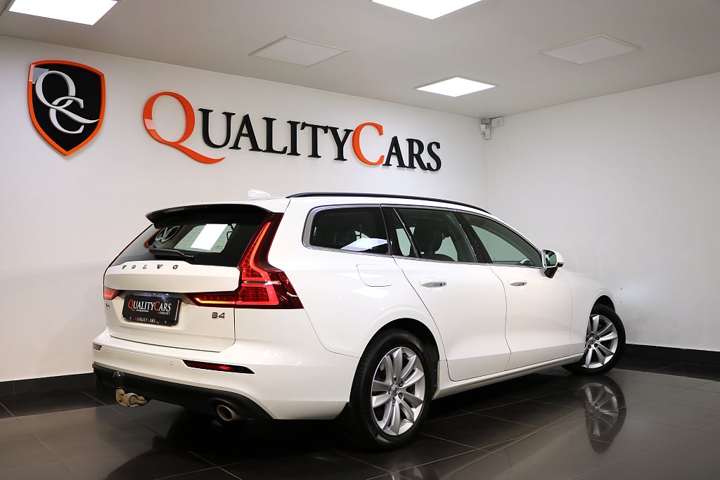 Volvo V60 2022 - miniatyr 3