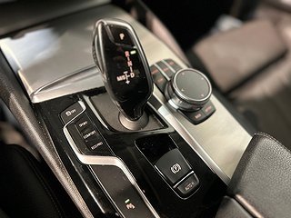 BMW 520 d xDrive Sedan Sport Display Key GPS Dvärm Kamera