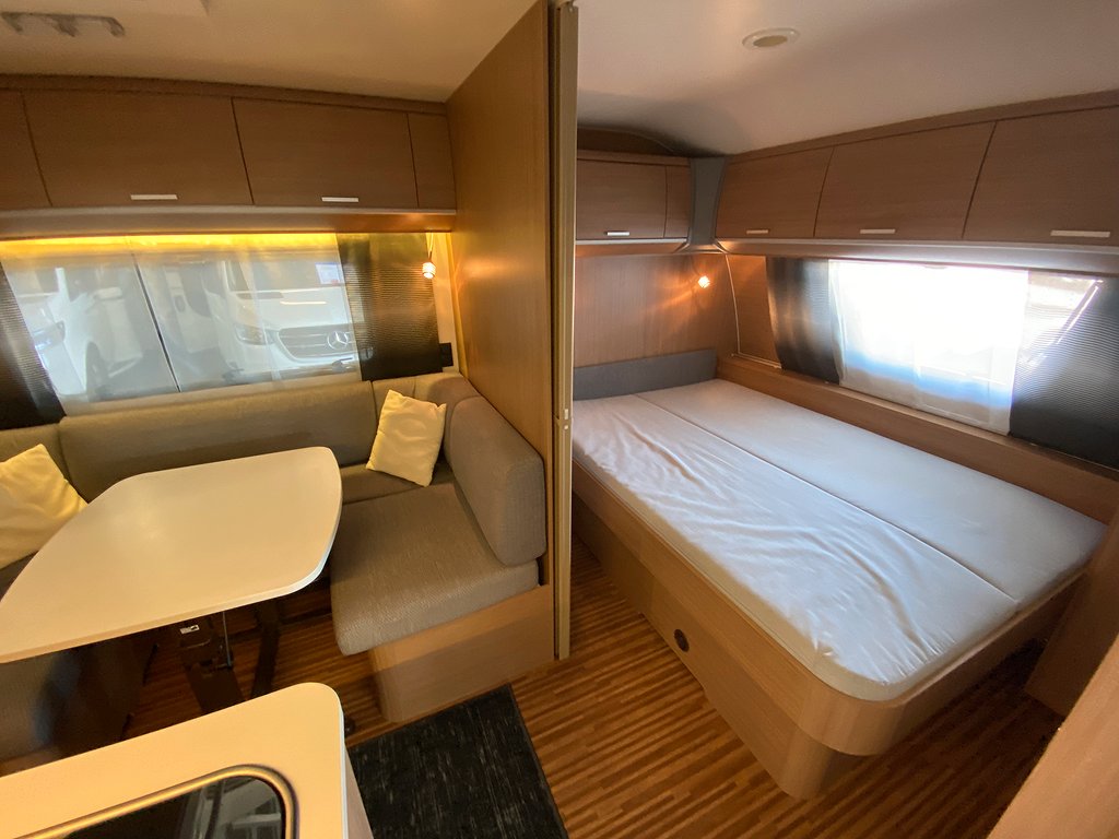 Adria Aviva 563 PT / Barnkammare / Markis m sidor / 7 bäddar - Adria