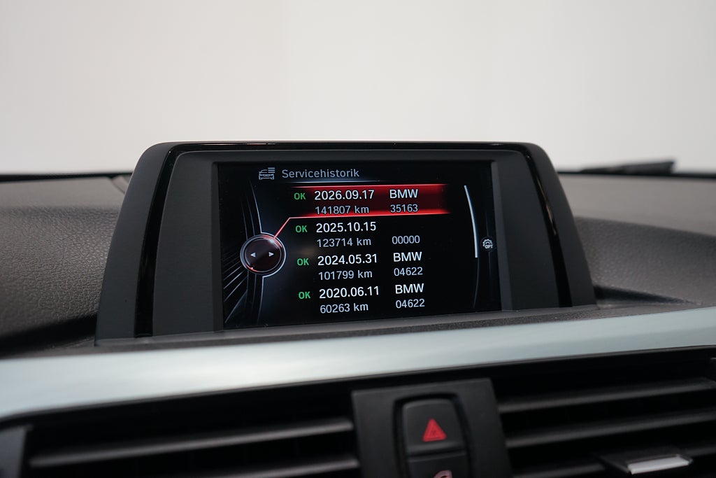 BMW 320I xDrive Sedan Sport line Automat Dragkrok 184hk