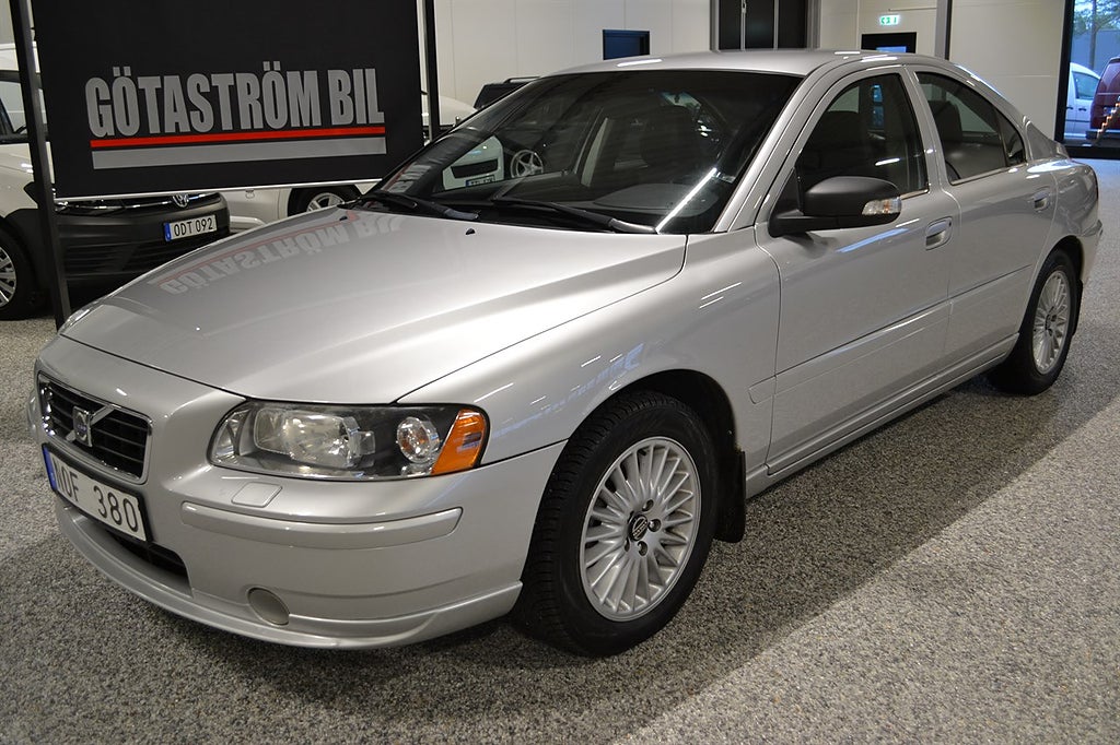 Volvo S60 2.4 Classic Momentum/Läder,Nybes