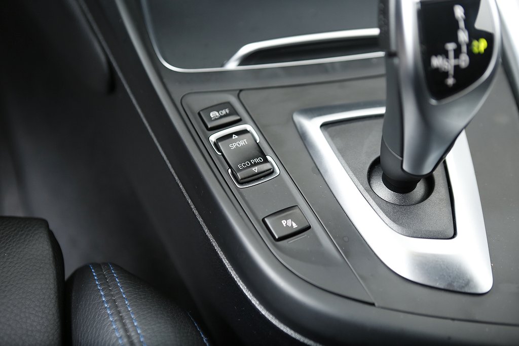 BMW 120 d xDrive M-Sport Aut Kamera Läder 2019