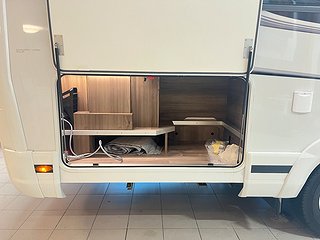 Husbil-integrerad Kabe IMPERIAL 910 T 10 av 31