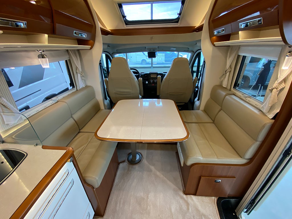 Rapido 7096 F /ALDE/AC bodel/Solcell/Automat 150hk/F2F - Rapido