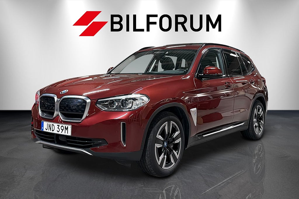 BMW X3 i Charged / LEASBAR / PANORAMA / NAVI / EL-STOL / KAMERA