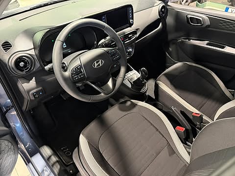 Hyundai i10 1.0 AMT Automat Essential Demo