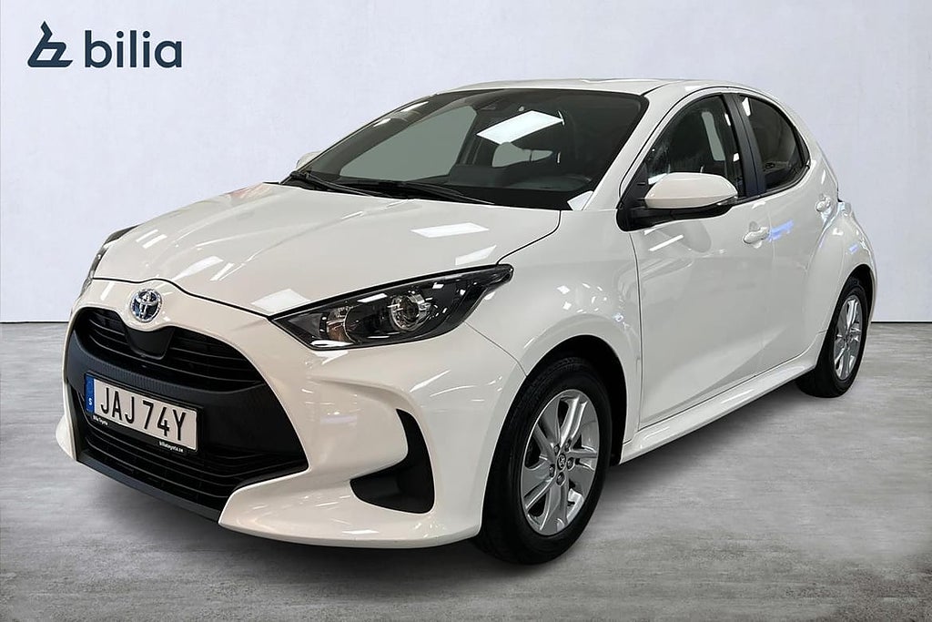 Toyota Yaris 1,5 HYBRID Active Carplay