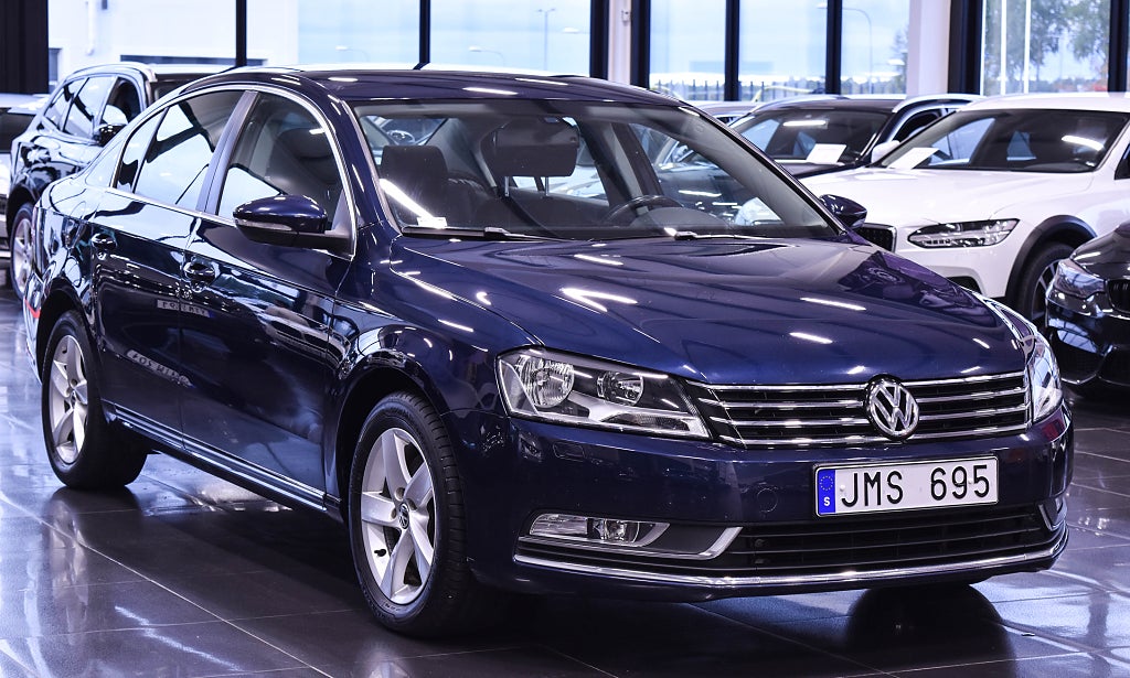 Volkswagen Passat 2.0 TDI DPF BMT Euro 5|1Ägare|Fullservad|Nykamremsats