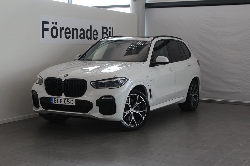 BMW X5 xDrive45e M Sport Panorama Komfortstol Komfort Acess 