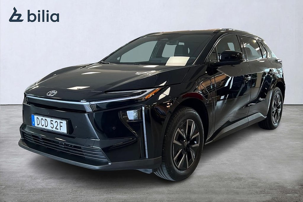 Toyota bZ4X AWD Executive Drag Navi