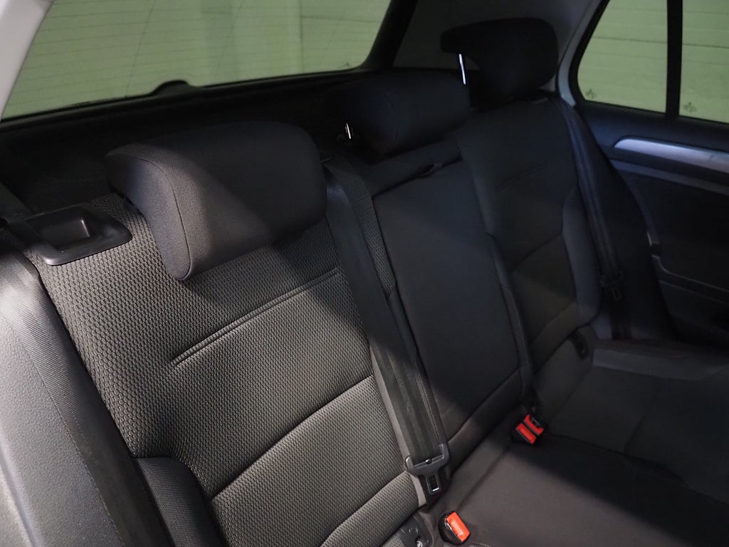 Volkswagen Golf I 5-dörrar 1.0 TSI 115hk Automat Pluspkt Dragkrok P-Sen 2019