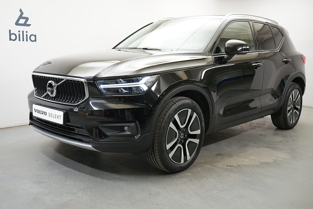 Volvo XC40 B4 FWD Bensin Momentum Advanced Edt, Dragkrok, Baklucka elmanövr