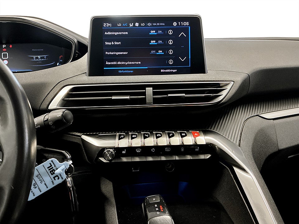 Bild på Peugeot 3008 Active 1.6 BHDi 120hk Aut P-SENSORER BAK FARTHÅLLARE