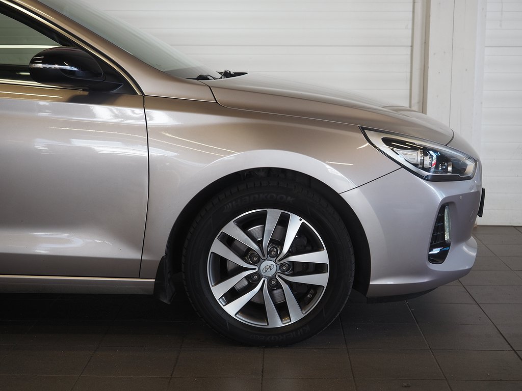 Hyundai i30 1.4 T-GDi 140hk Premium Navi M-Värm Kamera 2018