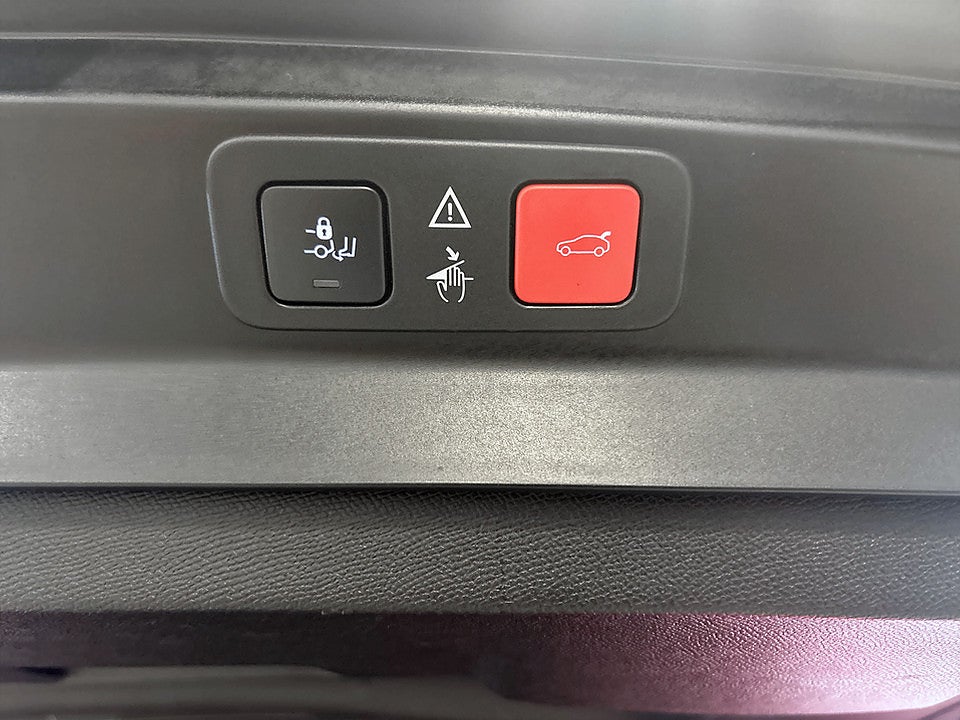 Bild på Peugeot 5008 GT 1.2 PT 130hk Aut 7-SITS B-KAMERA CARPLAY