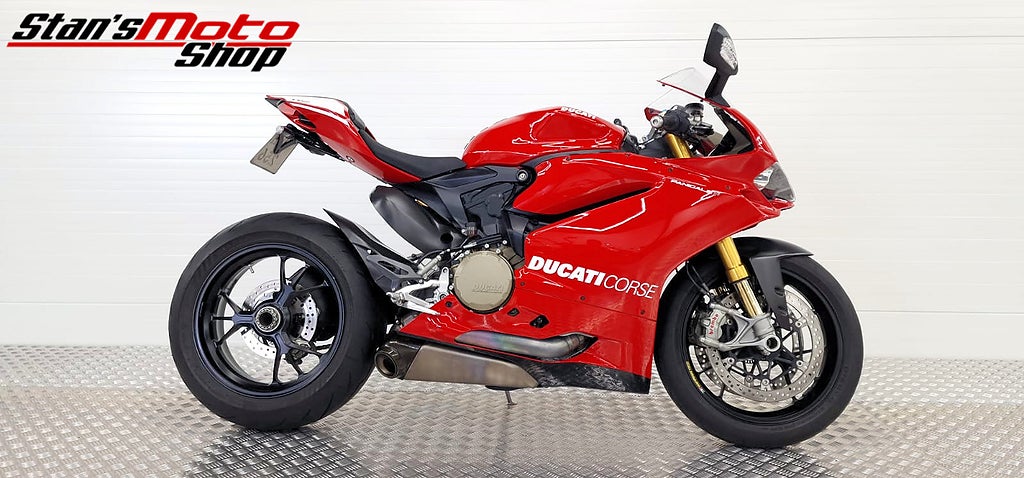 Ducati 1199 Panigale R Akrapovic