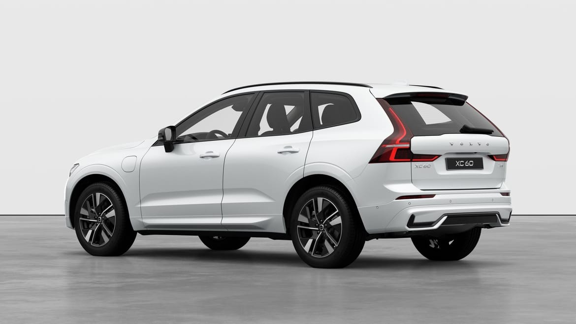 Volvo XC60 T6 Plus Dark Nordic Edition 2026, bild 2/51