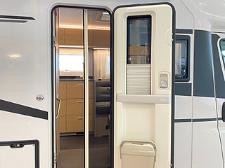 Husbil-halvintegrerad Adria COMPACT SELECT DL 11 av 24