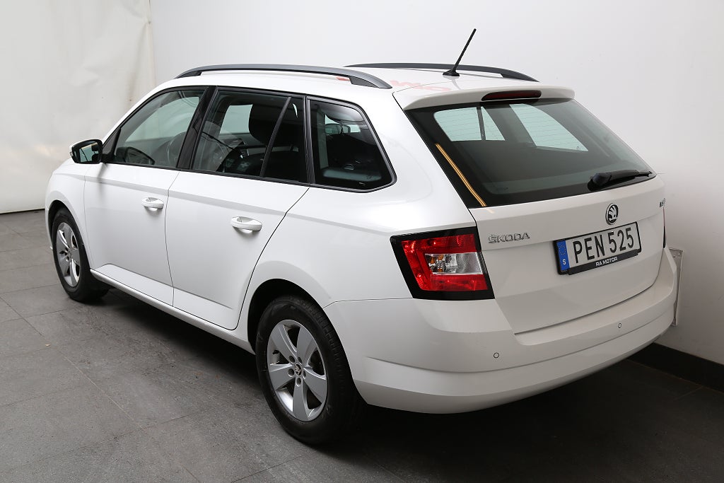 Skoda Fabia 1,2 TSI 90hk Style Kombi Motorvärmaren 2017