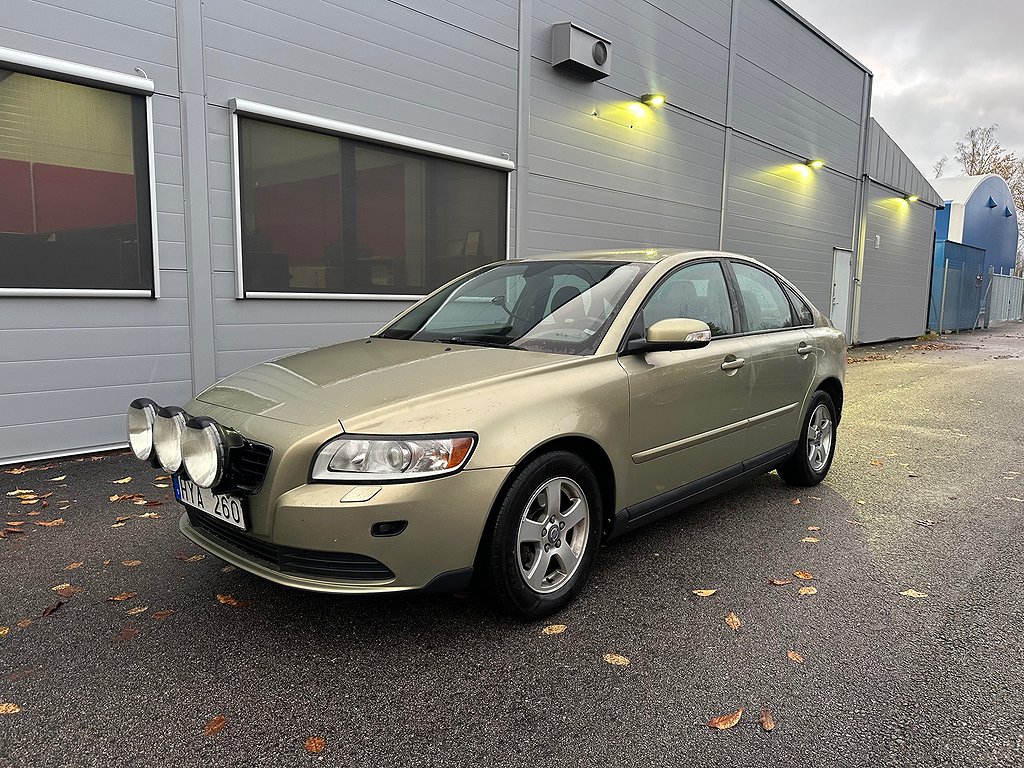 Volvo S40 1.6 D Kinetic Nybesiktad 