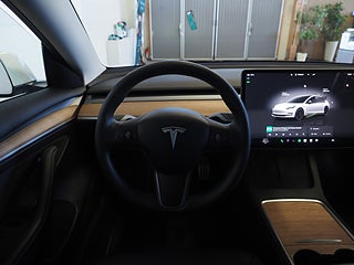 Sedan Tesla Model 3 11 av 21