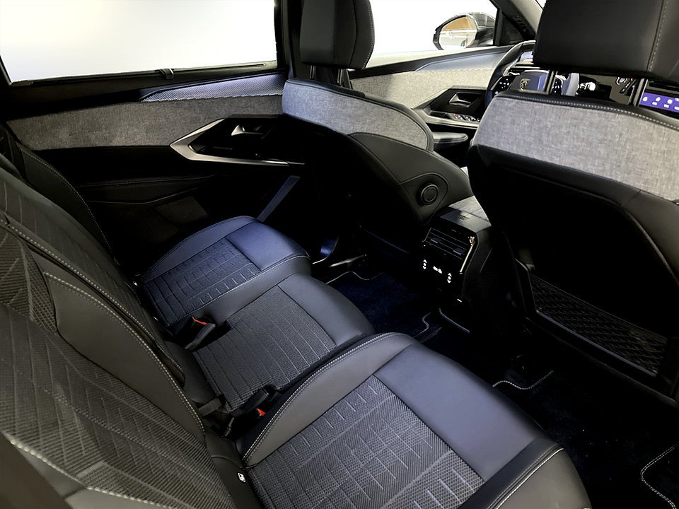 Bild på Peugeot 5008 GT Hybrid 145hk Aut 7-SITS B-KAMERA CARPLAY