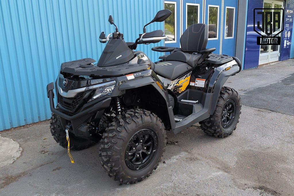 QJ Motor SFA1000 1000cc - 88hk - V-Twin - Servo - Svart