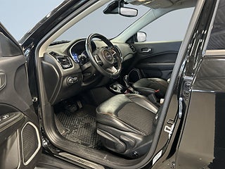 Jeep Compass 2.0 VVT 4WD Kamera/M-Värm/LED-ramp/Kamrem bytt/S&V-Däck