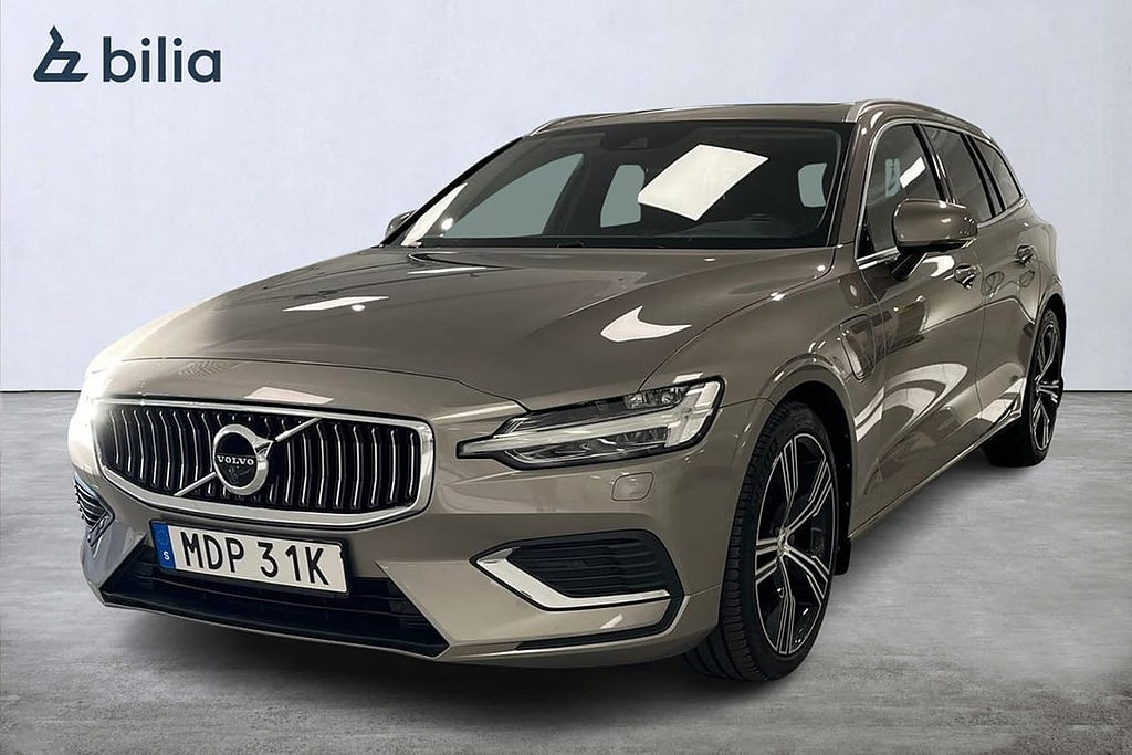Volvo V60 Recharge T6 Inscription | Panorama | Harman Kar...