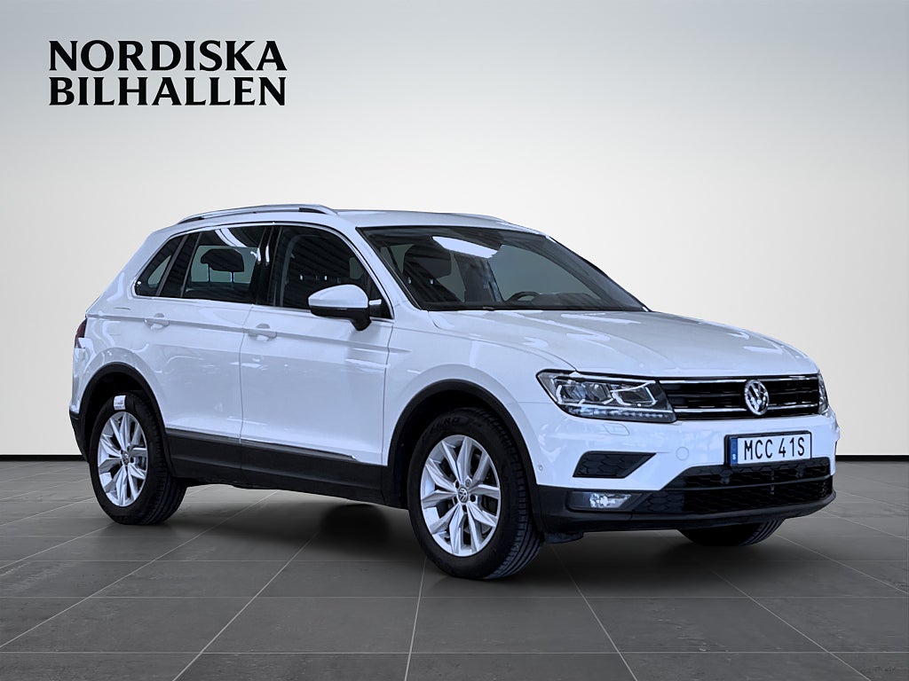 Volkswagen Tiguan 2.0 TSI OPF 4Motion Base Värmare Drag Apple Carplay