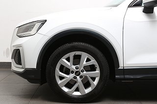 SUV Audi Q2 8 av 22