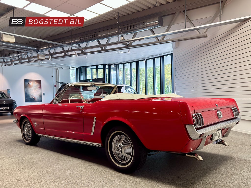 Ford Mustang 64½ Cabriolet 4.3 V8