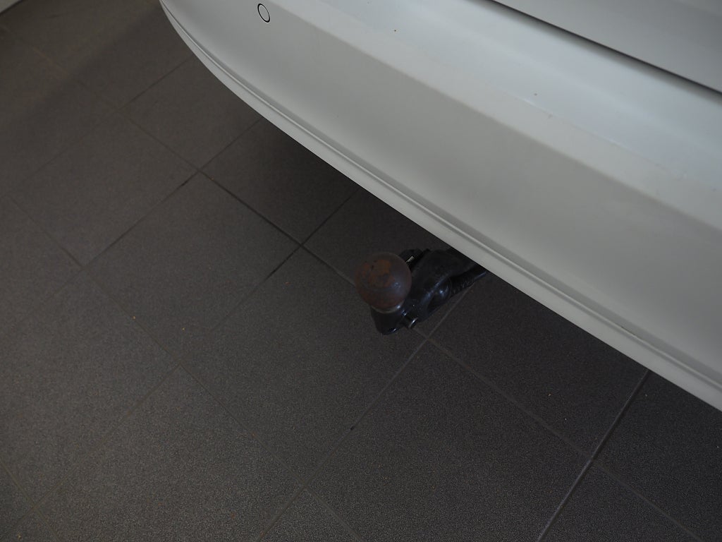 Volvo V90 D4 Geartronic Momentum Advanced Edition Drag Navi VOC 2021